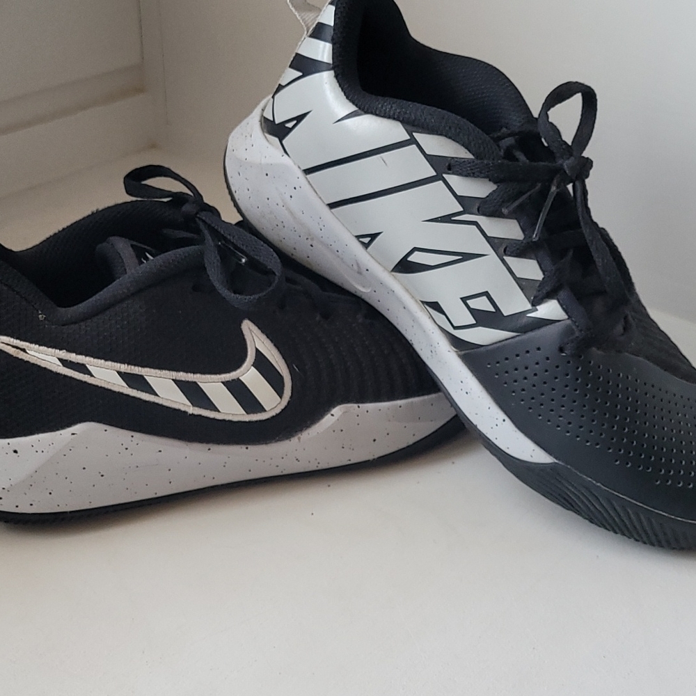 Nike Team Hustle